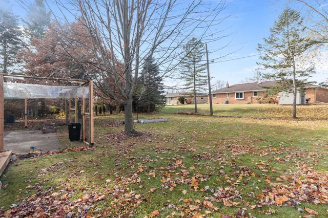 $199,900 | 815 Sunset Avenue, Algoma, WI 54201