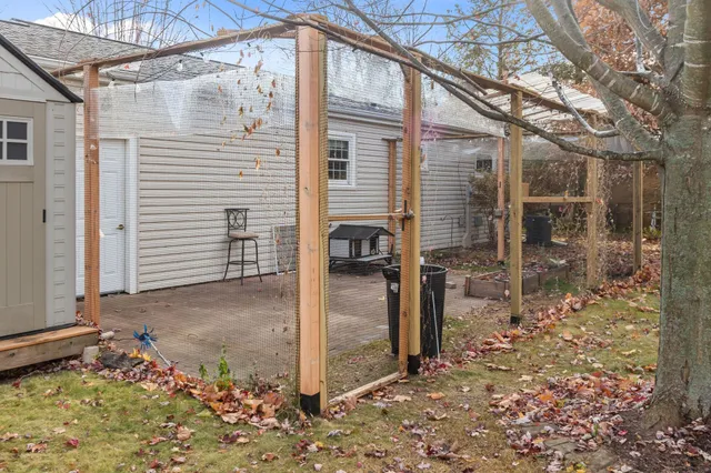 $199,900 | 815 Sunset Avenue, Algoma, WI 54201