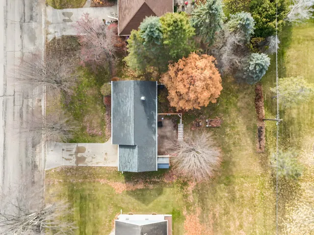 $199,900 | 815 Sunset Avenue, Algoma, WI 54201