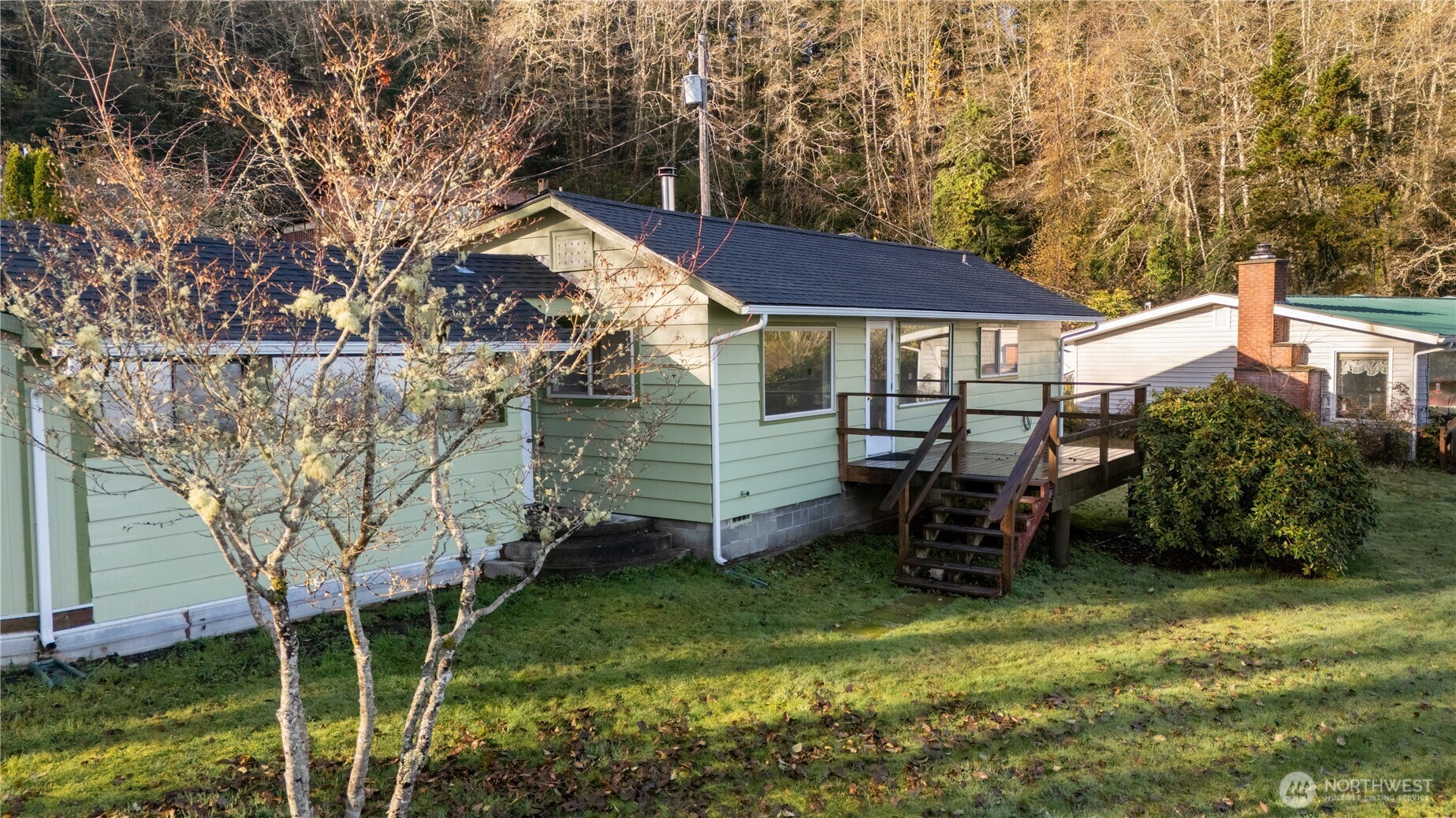 90 Dawnsridge Road Sekiu, WA 98381 - Photo 33 of 40 a view of outdoor space and yard