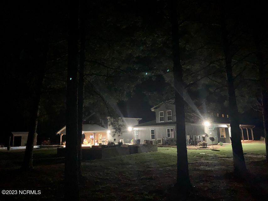 5463 White Line Road Ayden, NC 28513 - Photo 35 of 110 Night Photo 2