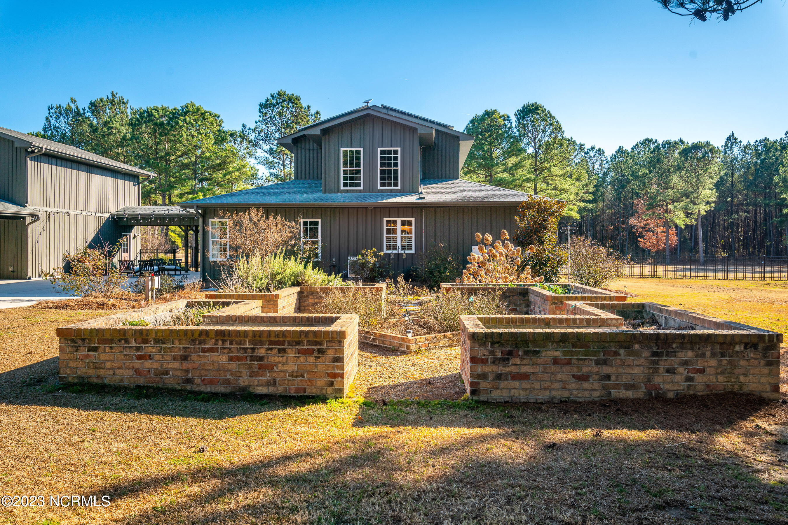 5463 White Line Road Ayden, NC 28513 - Photo 4 of 110 20230106 MLS J_Miller 5463 White Line Rd