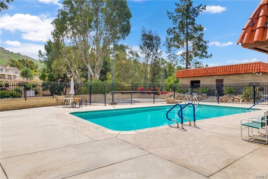 3500 Buchanan Street, Unit 173 Riverside, CA 92503 - Photo 26 of 29 Community pool