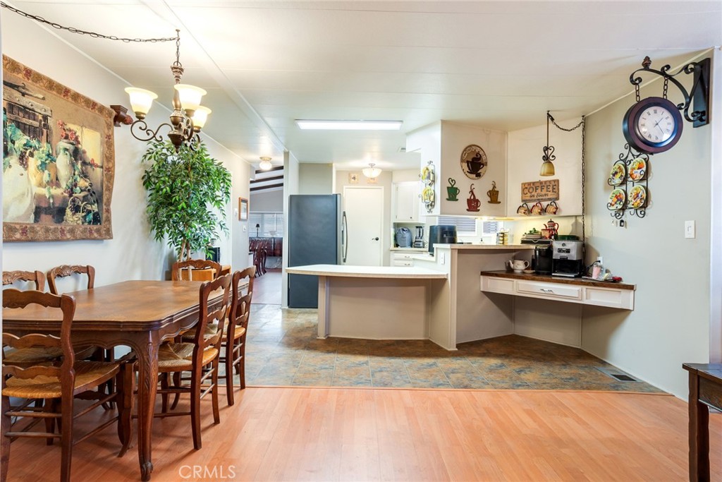3500 Buchanan Street, Unit 173 Riverside, CA 92503 - Photo 10 of 29 Eating area and kitchen from Family Room