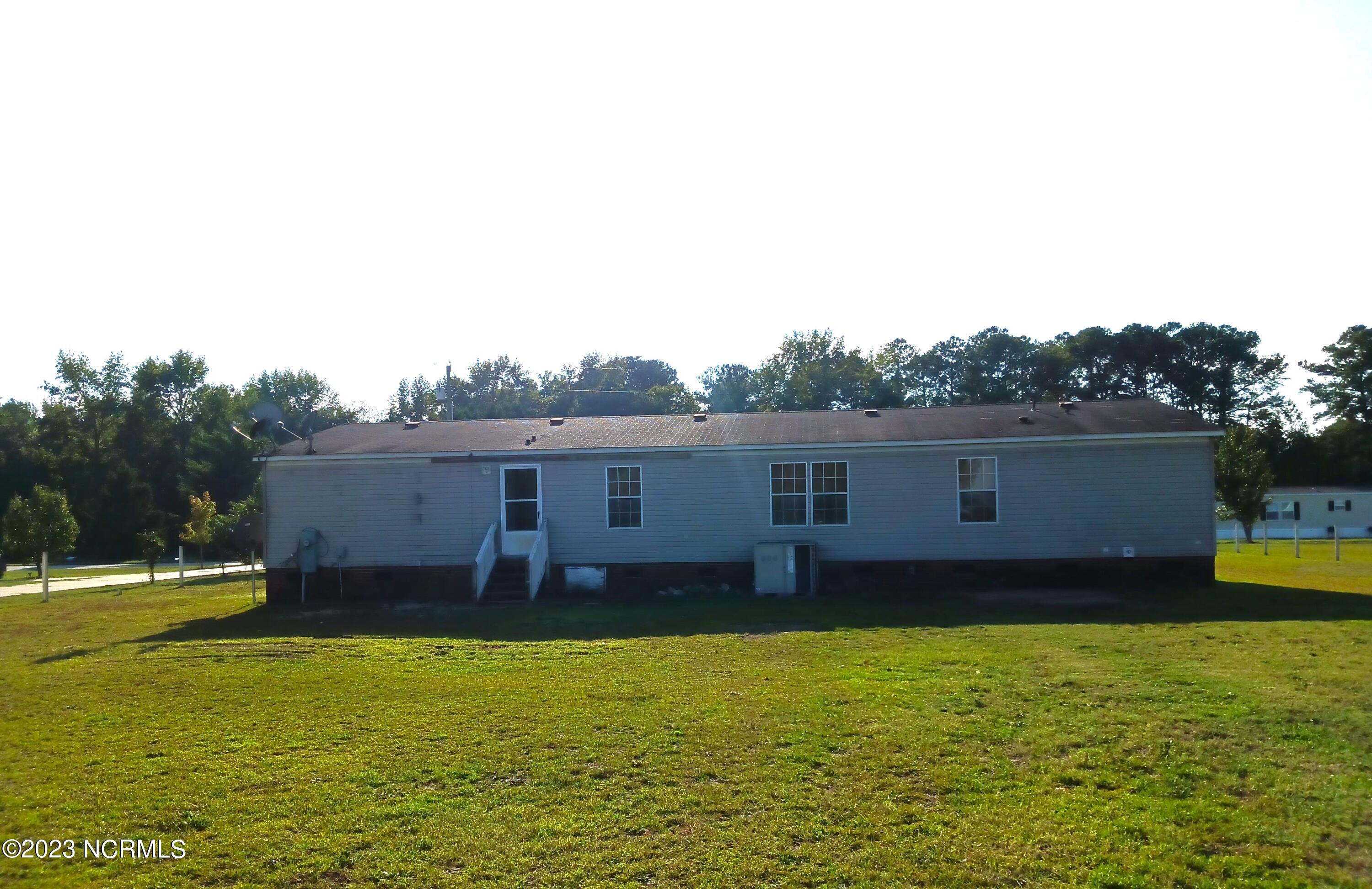 125 Spencer Road Fremont, NC 27830 - Photo 12 of 13 Rear