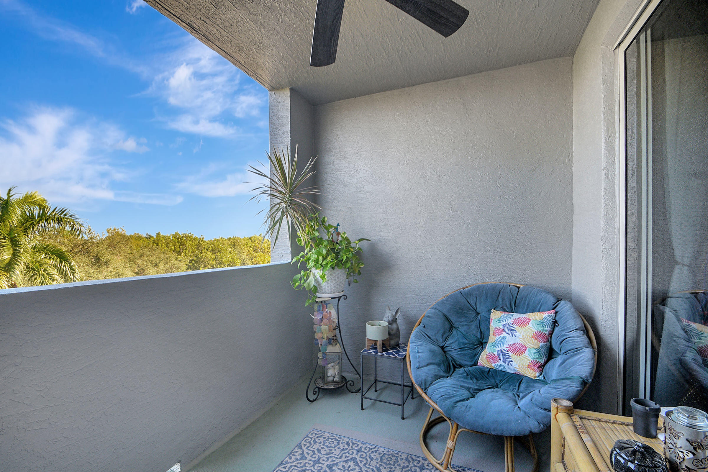 1690 Renaissance Commons Boulevard, Unit 1402 Boynton Beach, FL 33426 - Photo 17 of 50 36_dsc_6633