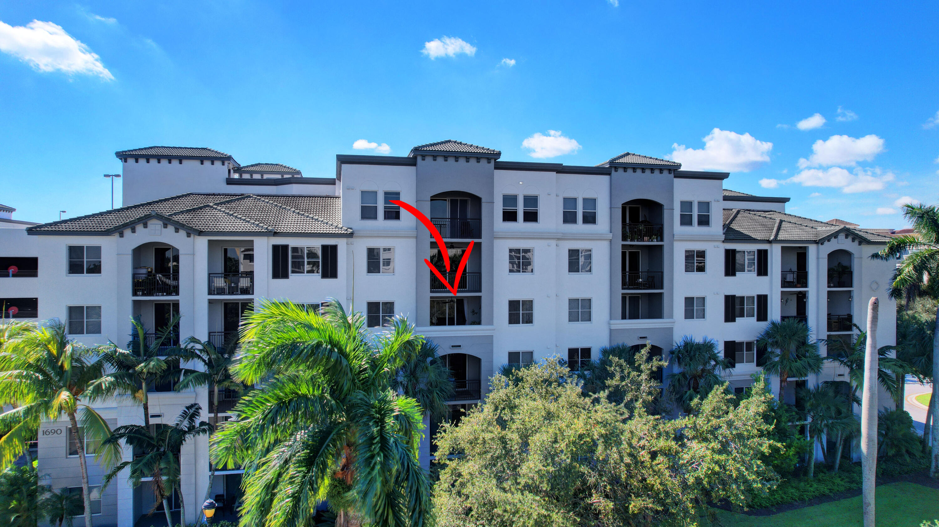 1690 Renaissance Commons Boulevard, Unit 1402 Boynton Beach, FL 33426 - Photo 31 of 50 02_apartment (2)