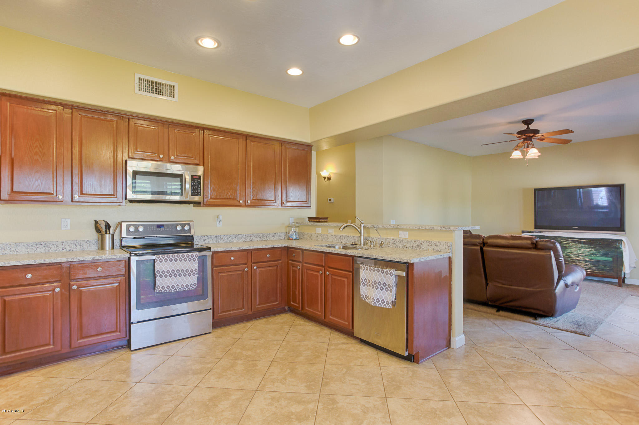 777 East Ranch Road Gilbert, AZ 85296 - Photo 8 of 34 777 E Ranch Rd Gilbert AZ 85296