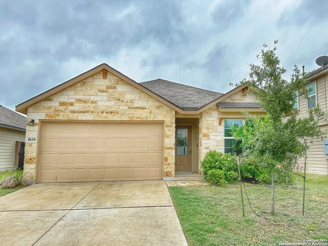 $1,975 | 8610 Emerald Sky Drive, San Antonio, TX 78254