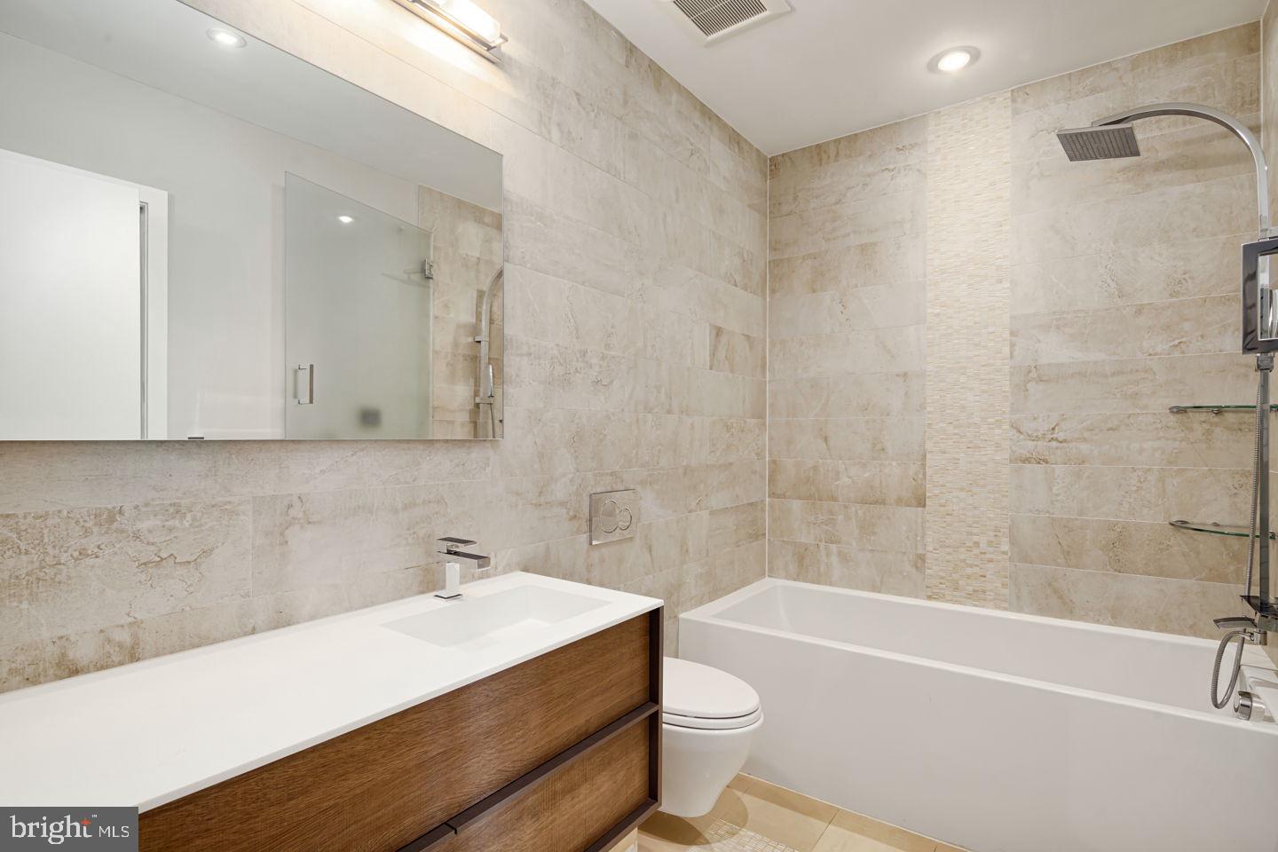 308 North 2nd Street Philadelphia, PA 19106 - Photo 23 of 38