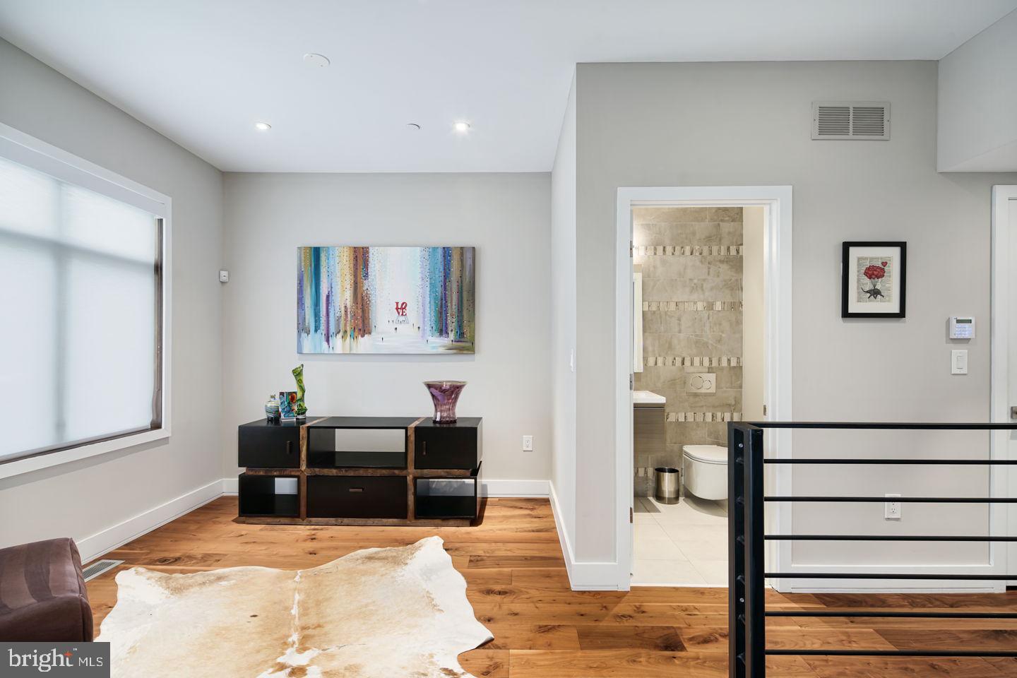 308 North 2nd Street Philadelphia, PA 19106 - Photo 24 of 38