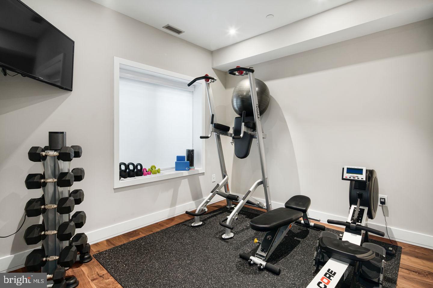 308 North 2nd Street Philadelphia, PA 19106 - Photo 26 of 38