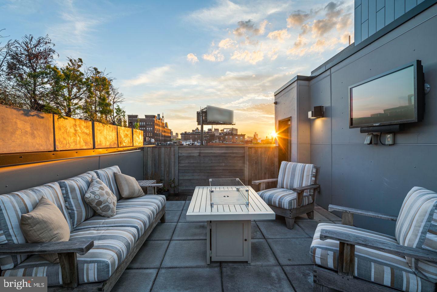 308 North 2nd Street Philadelphia, PA 19106 - Photo 35 of 38