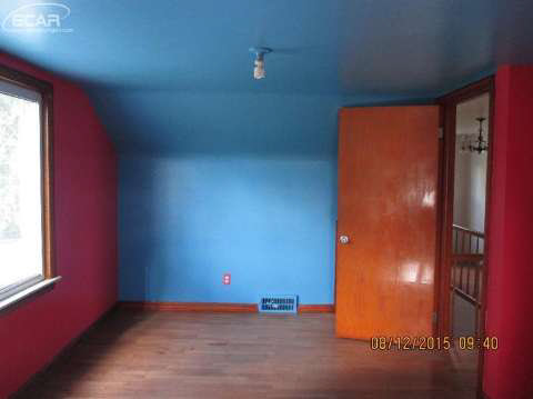 4314 South Center Road Burton, MI 48519 - Photo 24 of 26 20447072-24.JPG