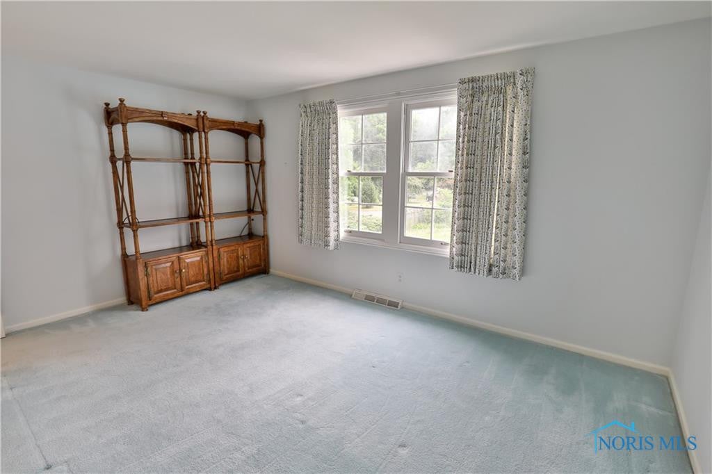 5274 Cambrian Road Toledo, OH 43623 - Photo 18 of 26 Gallery Image 18