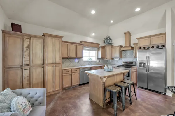 $650,000 | 1780 Farm To Market 3460, Shepherd, TX 77371
