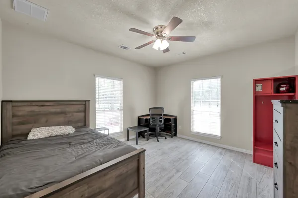 $650,000 | 1780 Farm To Market 3460, Shepherd, TX 77371