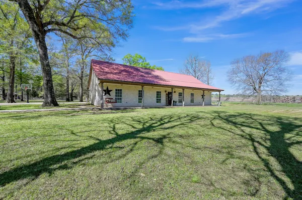 $650,000 | 1780 Farm To Market 3460, Shepherd, TX 77371
