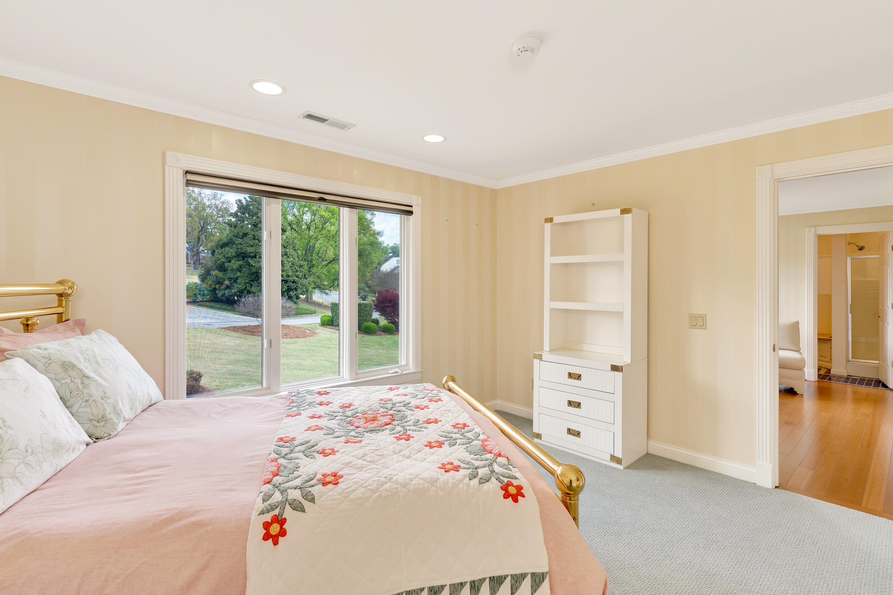 1502 Riverview Oaks Road Chattanooga, TN 37405 - Photo 14 of 21 1502-Riverview-Oaks-Rd-High-Res-Photos-8