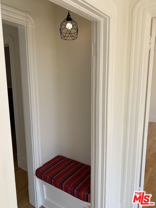 1107 Waterloo Street Los Angeles, CA 90026 - Photo 17 of 20