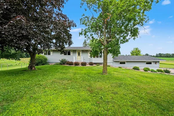 $425,000 | 158 County Road East, Houlton, WI 54082