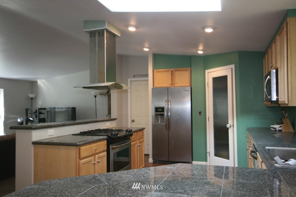 8040 Custer School Road Custer, WA 98240 - Photo 4 of 14
