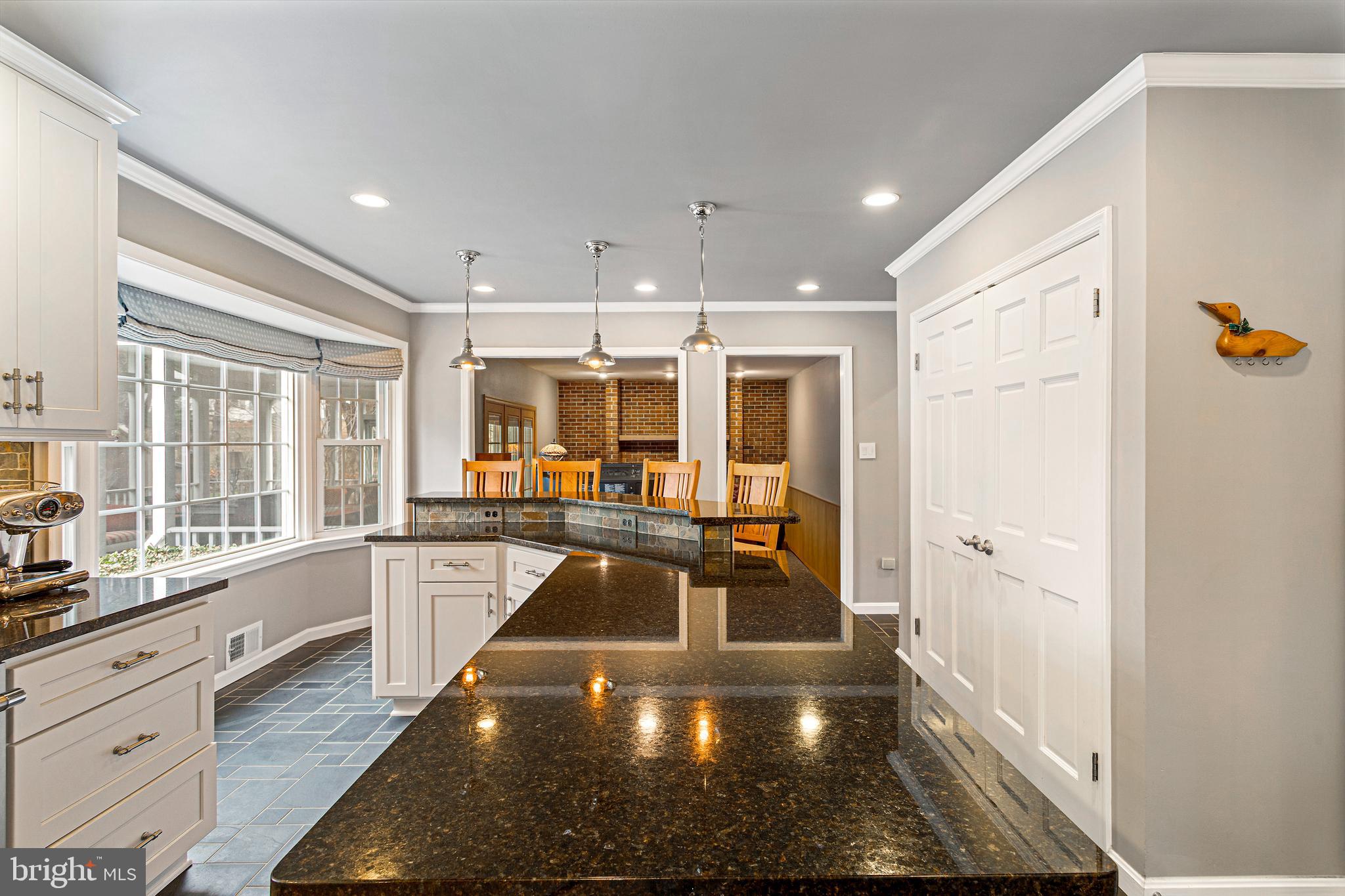 10904 Equestrian Court Reston, VA 20190 - Photo 16 of 81