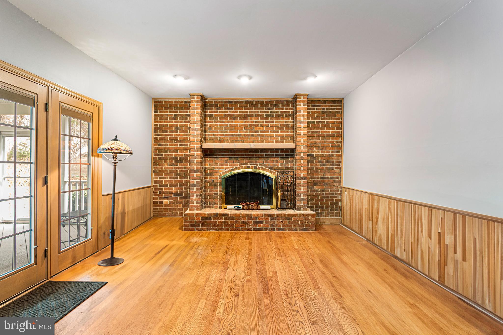 10904 Equestrian Court Reston, VA 20190 - Photo 23 of 81