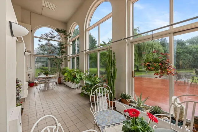 $239,900 | 1666 Coffman Street, Unit 101, Falcon Heights, MN 55108