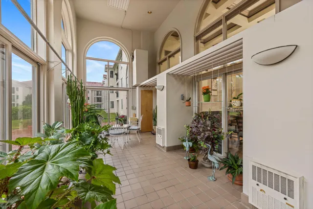 $239,900 | 1666 Coffman Street, Unit 101, Falcon Heights, MN 55108