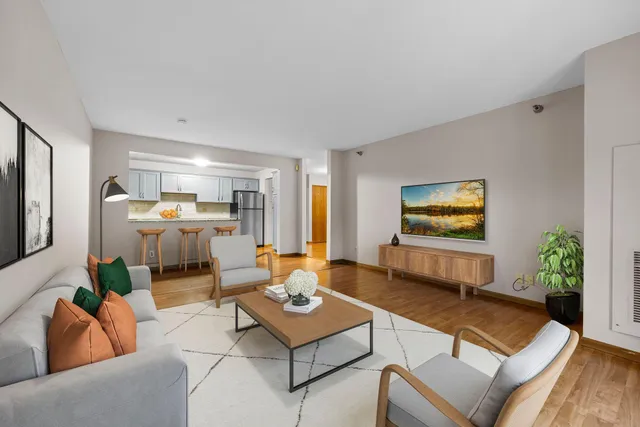 $239,900 | 1666 Coffman Street, Unit 101, Falcon Heights, MN 55108