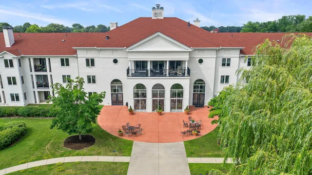 $239,900 | 1666 Coffman Street, Unit 101, Falcon Heights, MN 55108