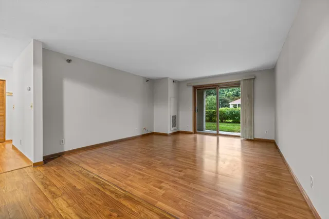 $239,900 | 1666 Coffman Street, Unit 101, Falcon Heights, MN 55108