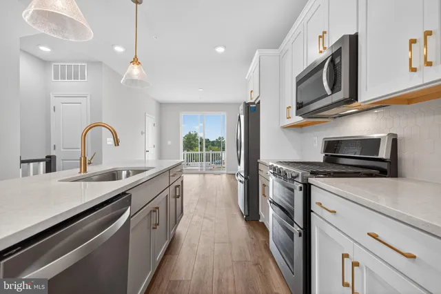 $539,860 | 10036 Harper Vale Road, Montgomery Village, MD 20886