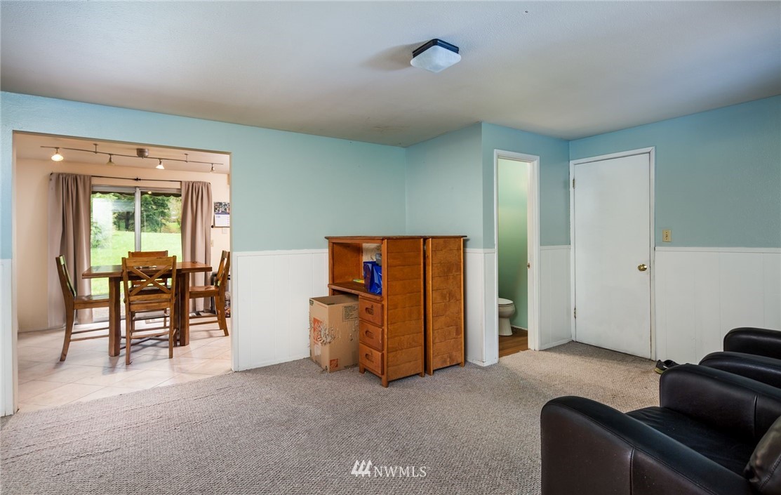 12804 Alexander Road Lynnwood, WA 98087 - Photo 5 of 13 Gallery Image 5