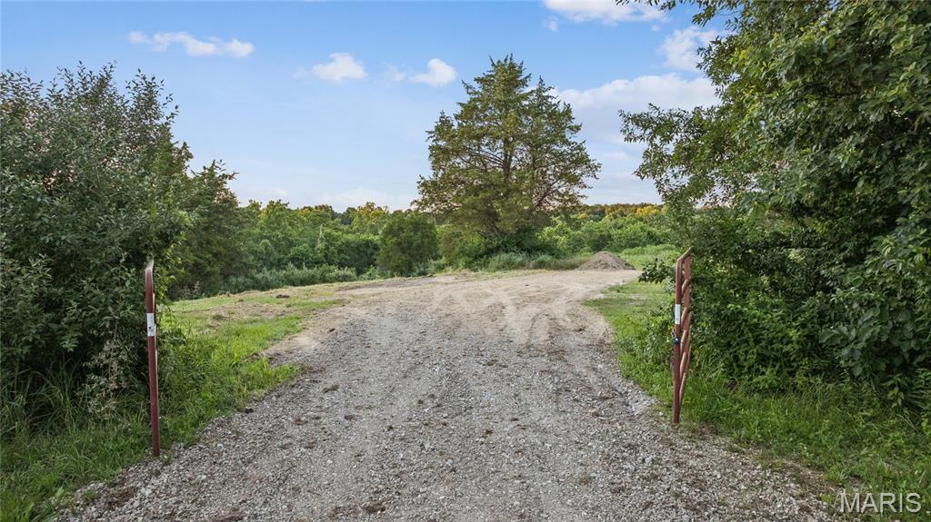 22245 Lix Road Warrenton, MO 63383 - Photo 5 of 17