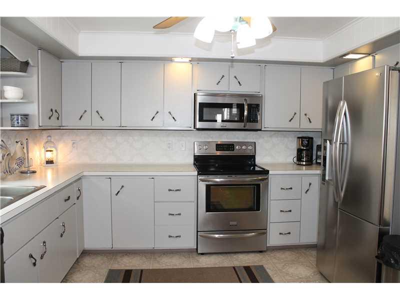 11 Hilltop Road Wickhaven, PA 15492 - Photo 4 of 25 Kitchen.