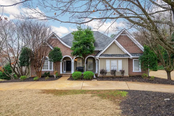 $724,900 | 1822 Bay Pointe Drive, Hixson, TN 37343