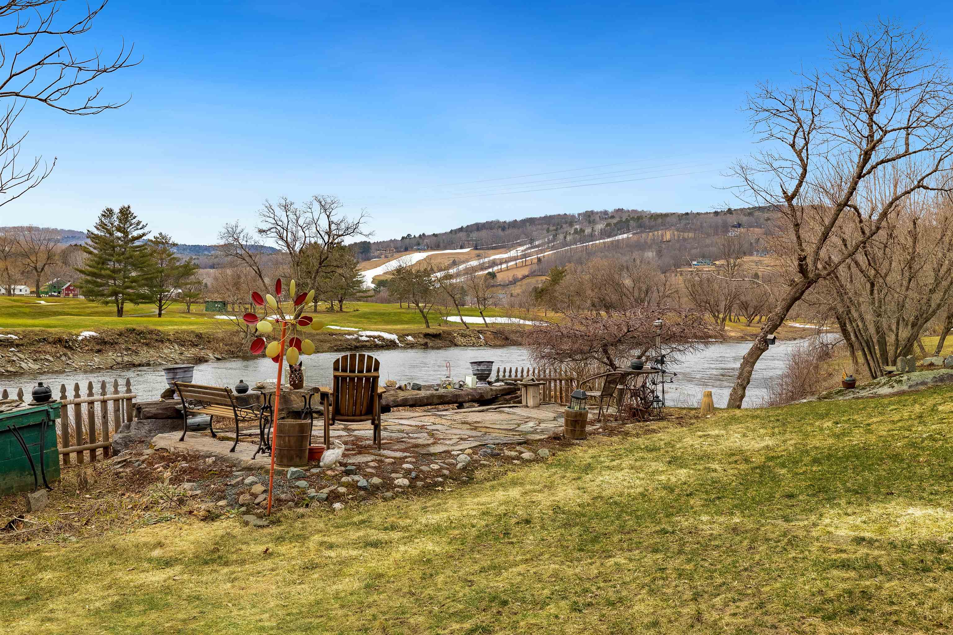 2346 Quechee Main Street Hartford, VT 05059 - Photo 26 of 40