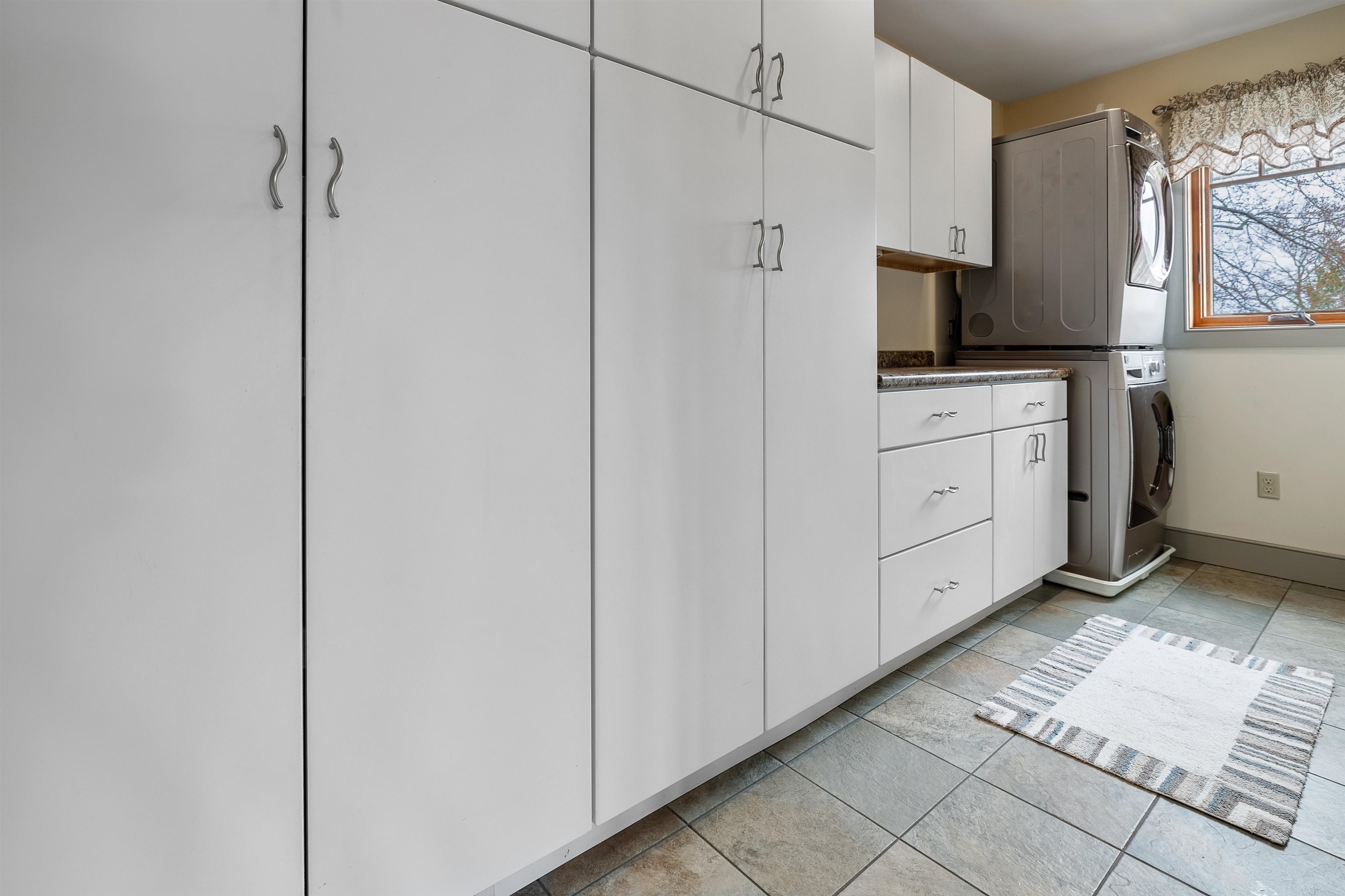 2346 Quechee Main Street Hartford, VT 05059 - Photo 38 of 40