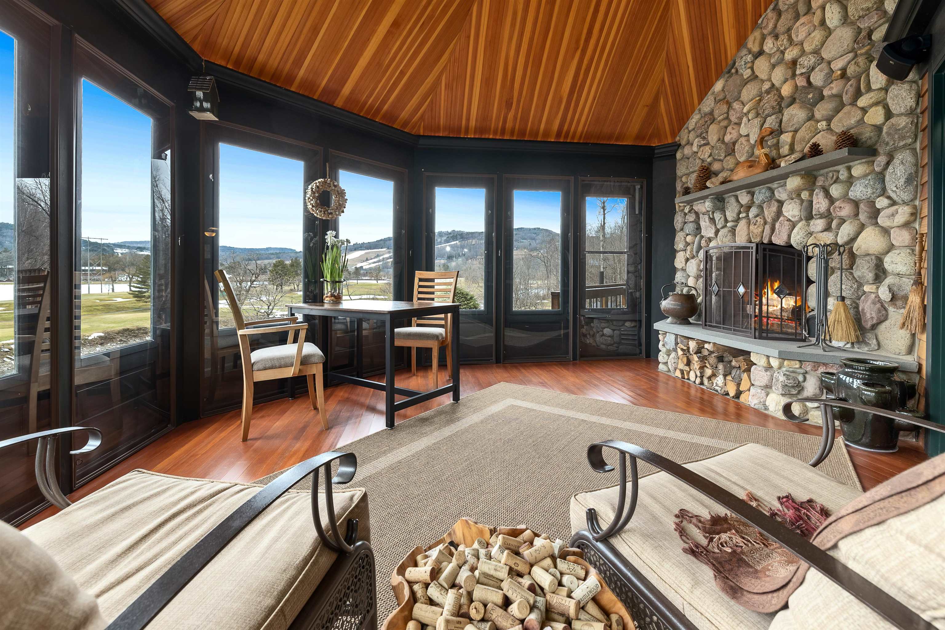 2346 Quechee Main Street Hartford, VT 05059 - Photo 8 of 40