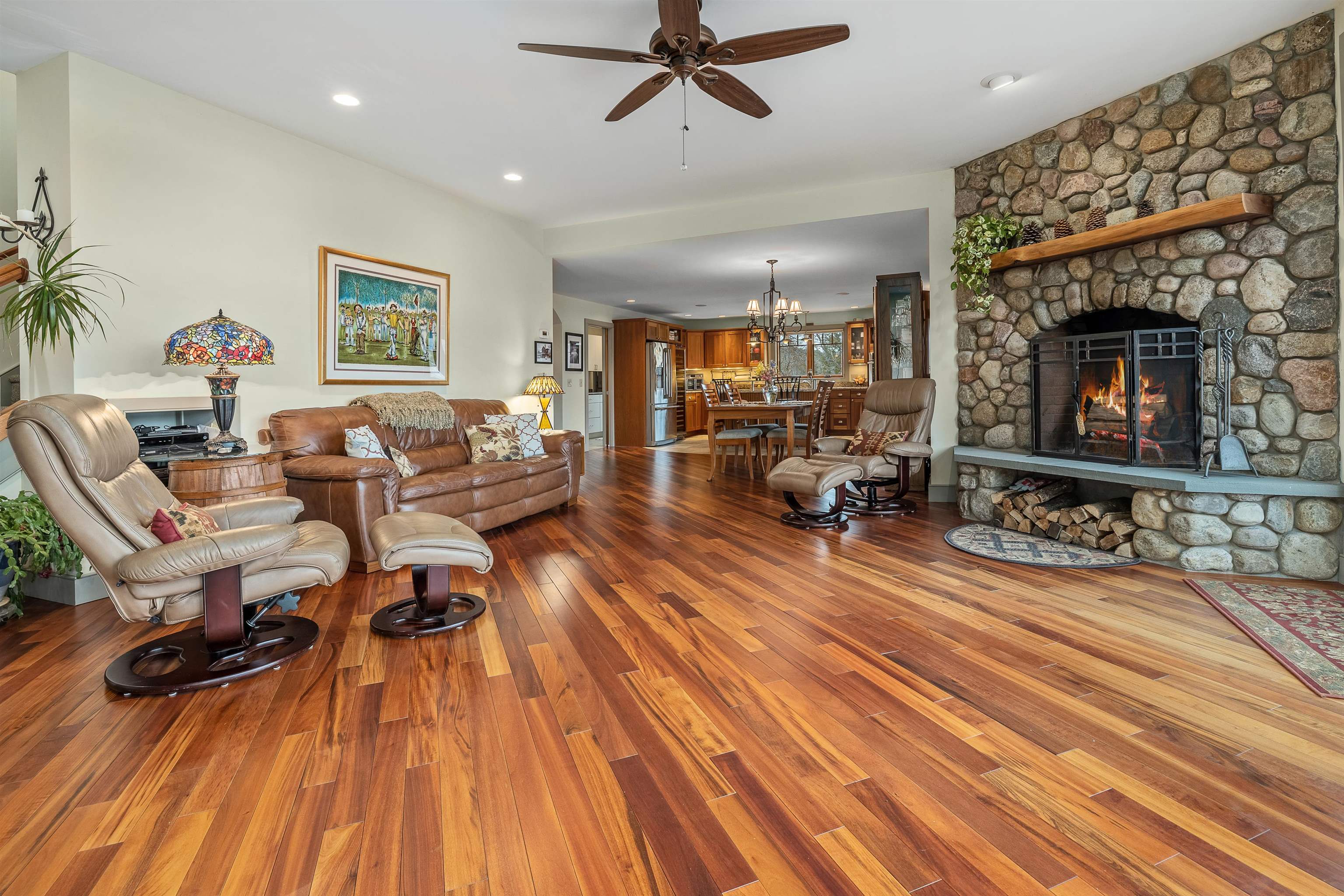 2346 Quechee Main Street Hartford, VT 05059 - Photo 9 of 40