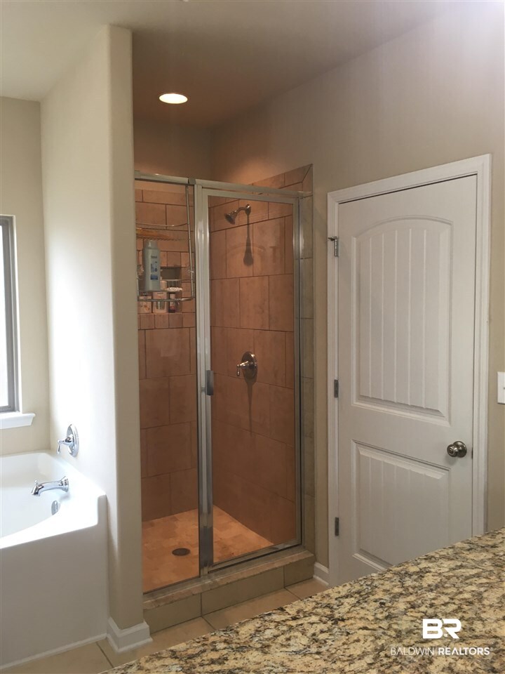 1334 Colleton Drive Semmes, AL 36575 - Photo 17 of 22 Master Bath2