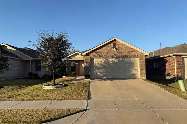 $2,300 | 3037 Harper Street, Little Elm, TX 75068