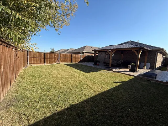 $2,300 | 3037 Harper Street, Little Elm, TX 75068