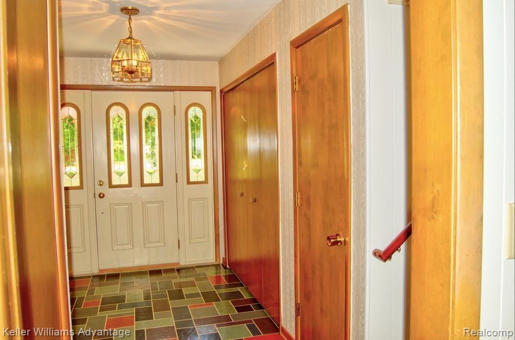 26350 Drake Road Farmington, MI 48331 - Photo 12 of 51 14.jpg