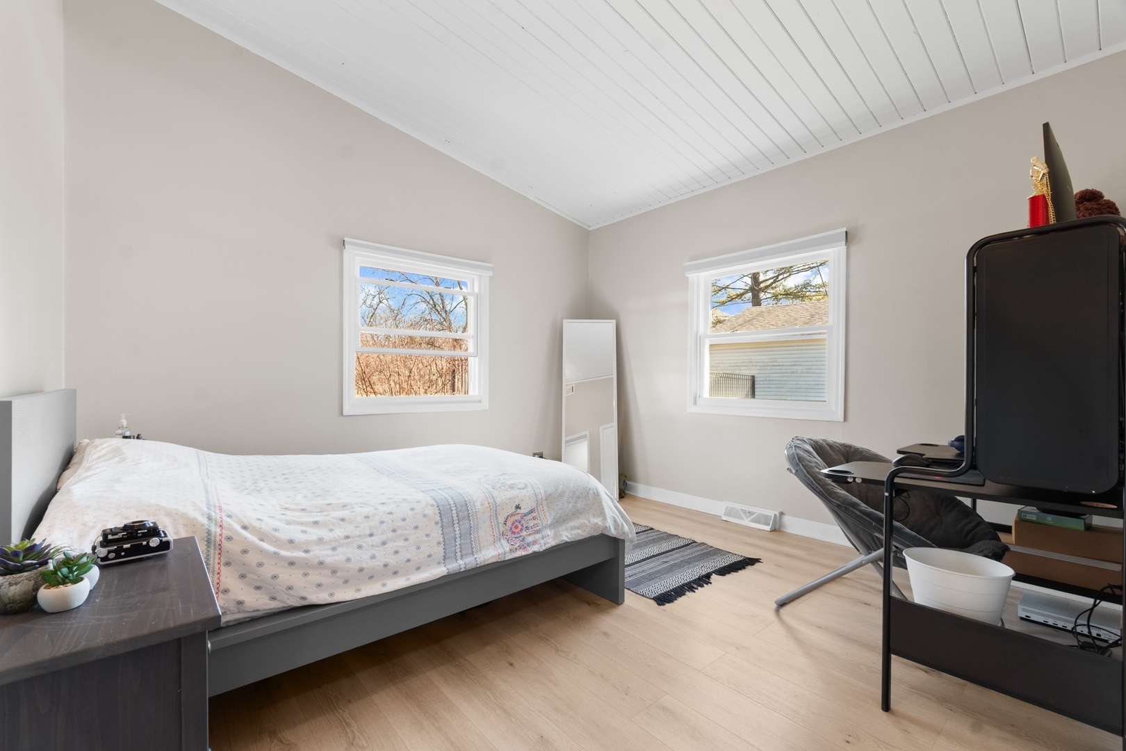 8 Rob Road Mount Prospect, IL 60056 - Photo 24 of 42