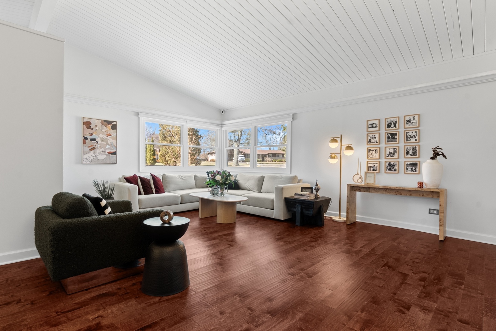 8 Rob Road Mount Prospect, IL 60056 - Photo 4 of 42