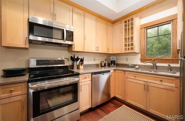 $490,000 | 12715 State Hwy T, Newburg, MO 65550