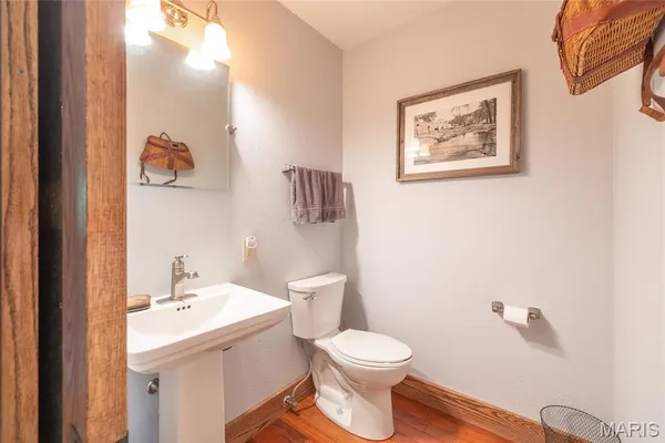 $490,000 | 12715 State Hwy T, Newburg, MO 65550